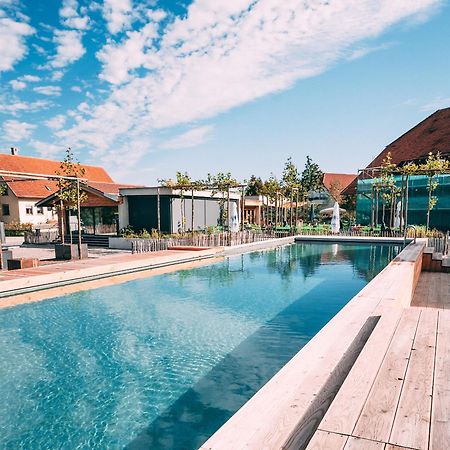Gut Huegle Erlebnishof & Spa ラーベンスブルク エクステリア 写真
