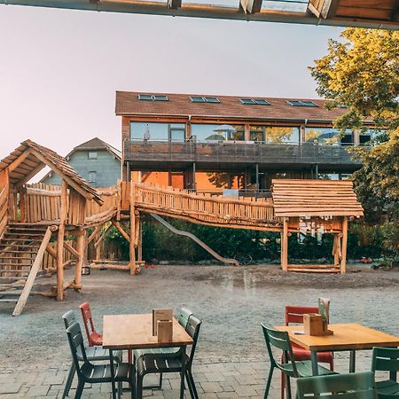 Gut Huegle Erlebnishof & Spa ラーベンスブルク エクステリア 写真